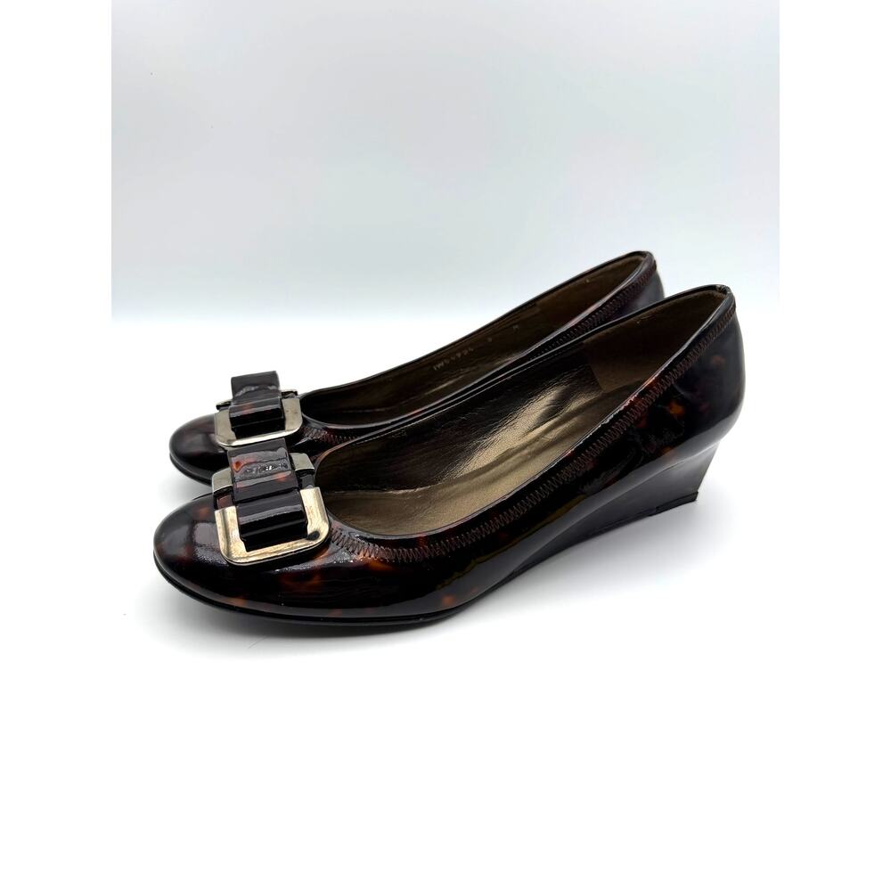 Stuart Weitzman Patent Leather Tortoise Bow Wedge Pumps Women's Size 9 M - Picture 4 of 10